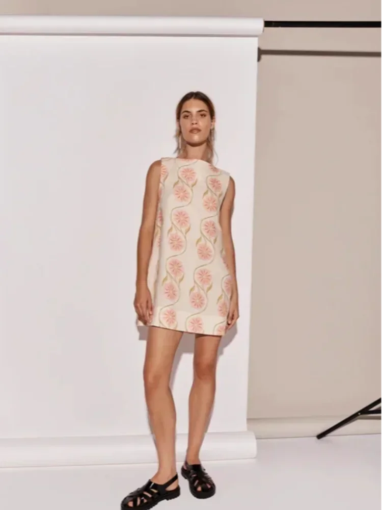 Robe Courte Blanche Sans Manches Motifs Floraux Roses | ROBEMODE