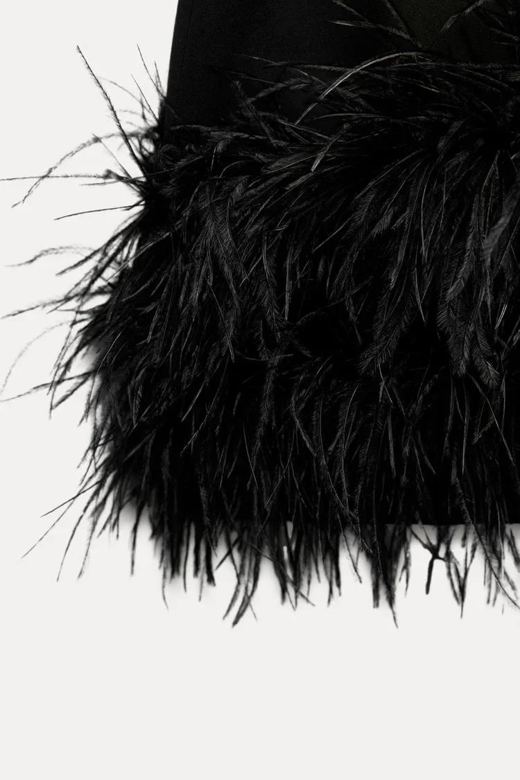Robe Courte Soirée Femme Ourlet Plumes Manches Longues | ROBEMODE