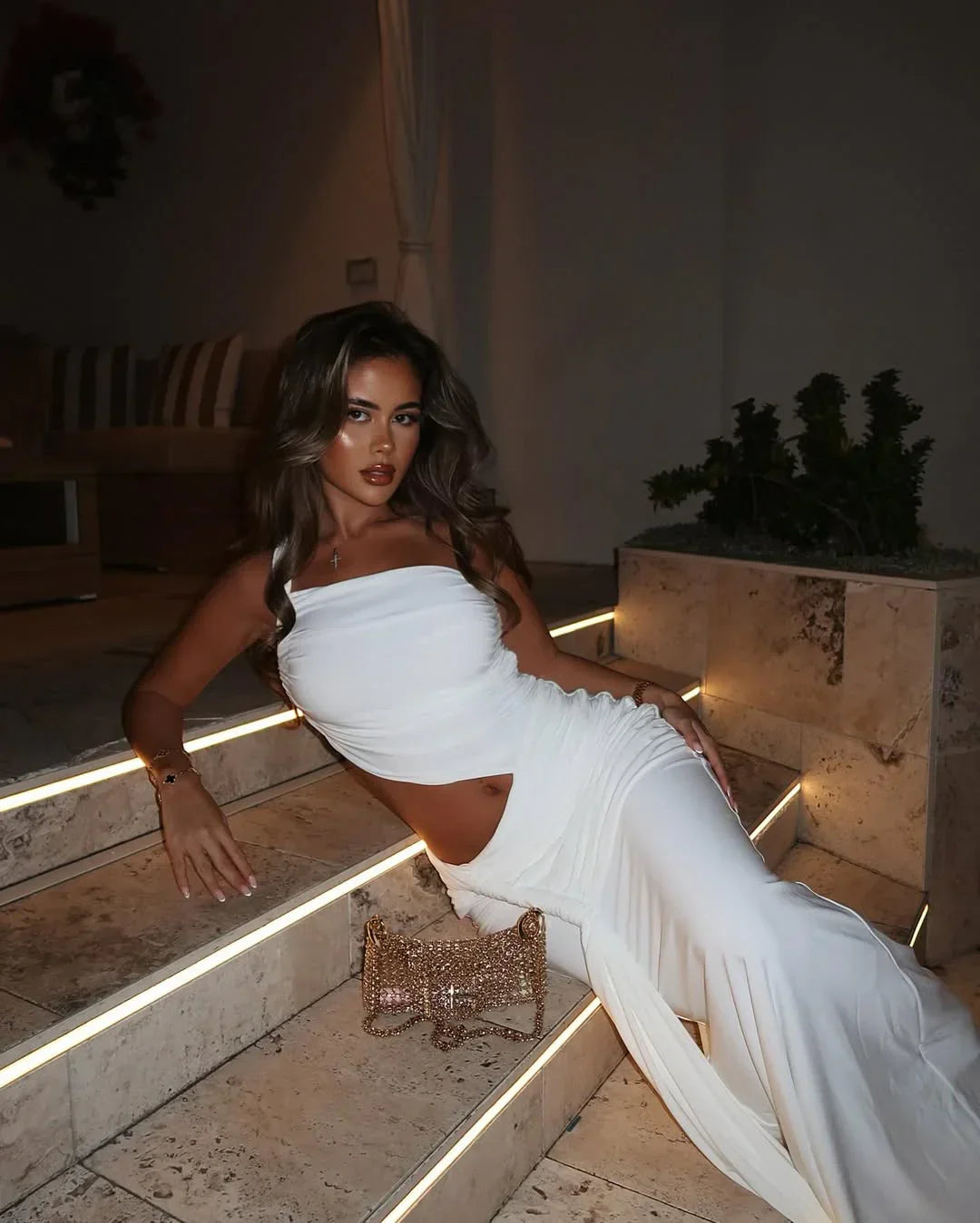 Robe longue été femme blanche découpée asymétrique | ROBEMODE