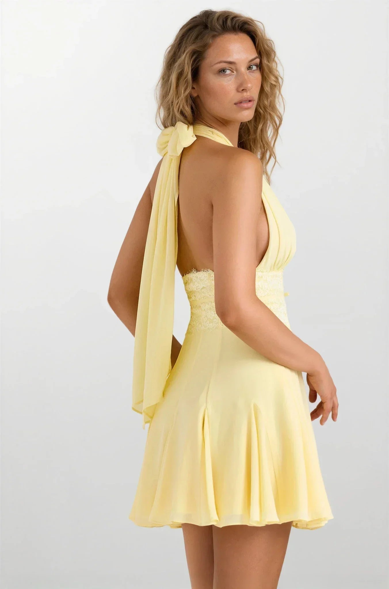 Robe Courte Été Femme Jaune Dos Nu 1 Coloris | ROBEMODE