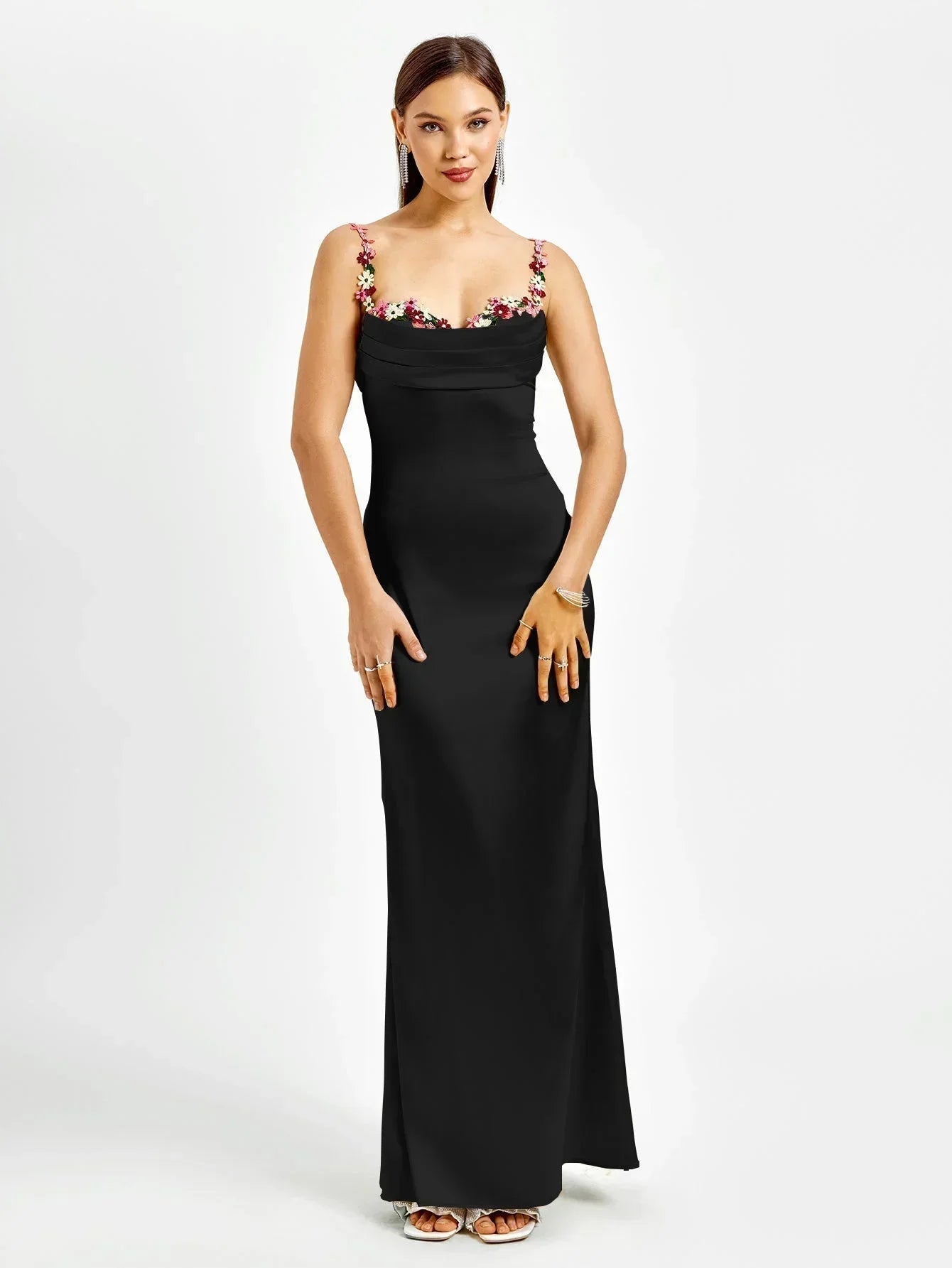 Robe Longue Satinée Ornements Floraux Soirée 4 Coloris | ROBEMODE