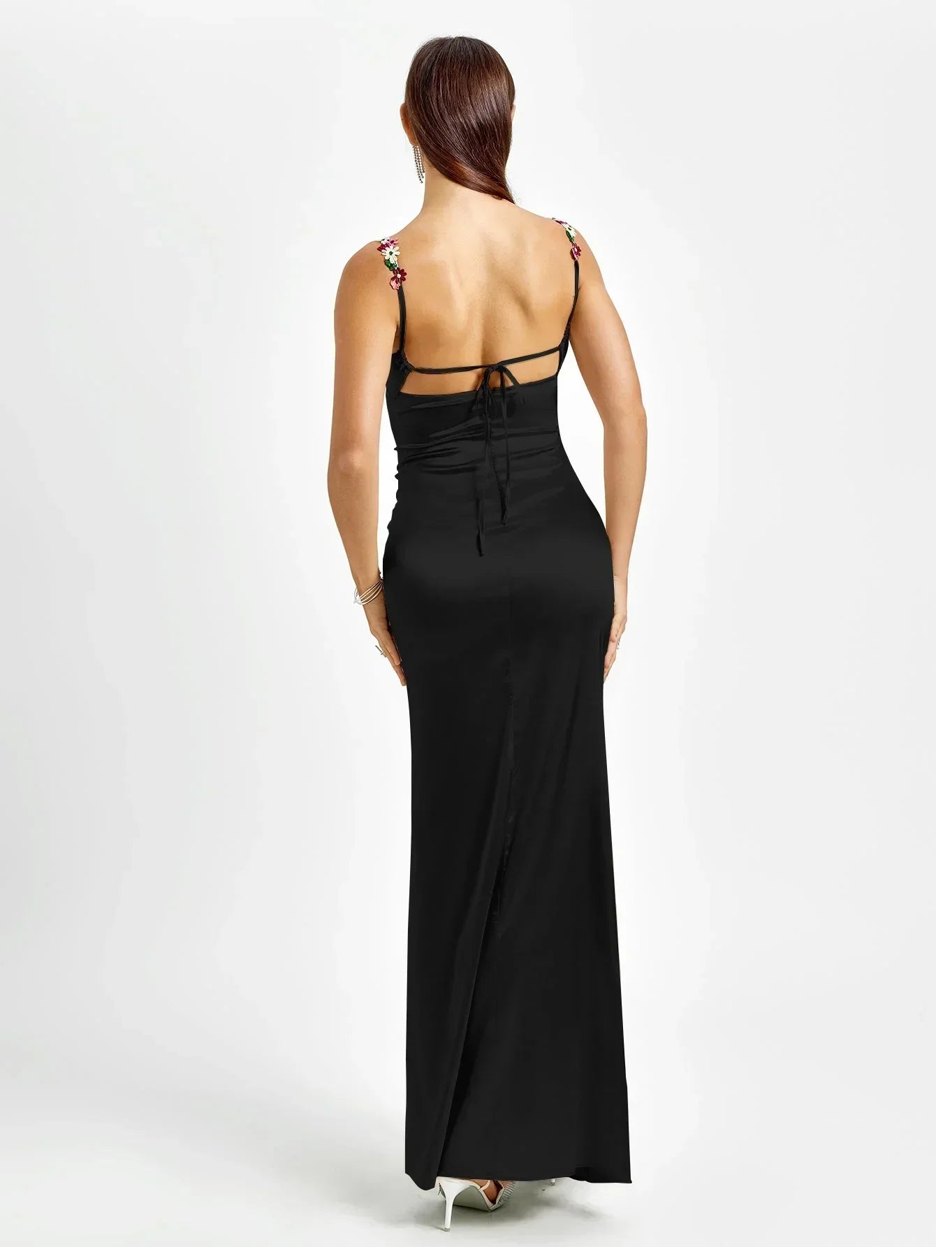 Robe Longue Satinée Ornements Floraux Soirée 4 Coloris | ROBEMODE
