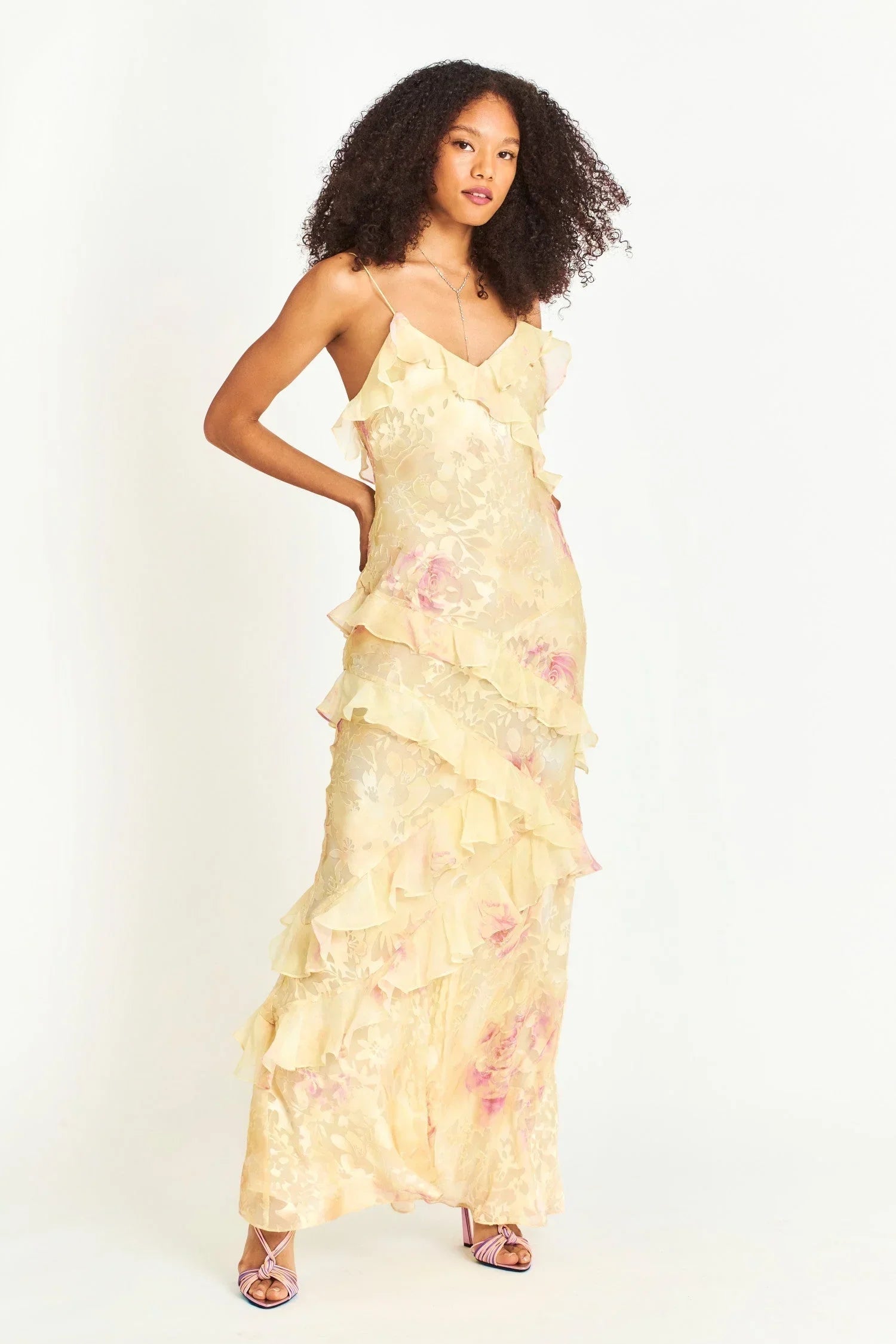 Robe longue volants asymétriques bretelles fines | ROBEMODE