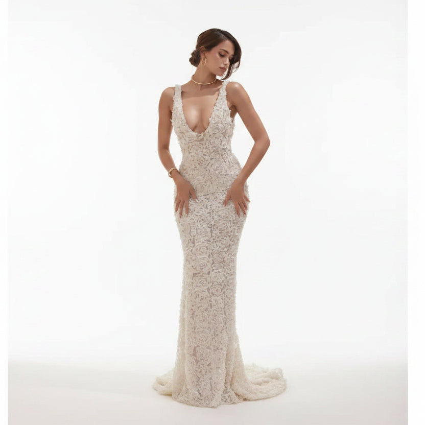 Robe longue femme blanche avec détails floraux | Coupe féminine + Style élégant + Facile à accessoiriser – ROBEMODE