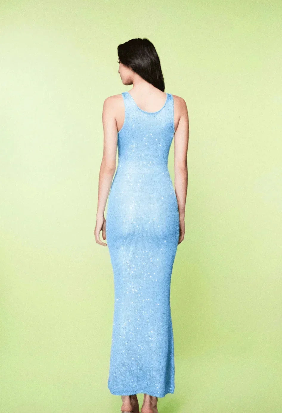 Robe longue femme bleu glacé sans manches ajustée | Coupe féminine + Style élégant + Facile à accessoiriser – ROBEMODE