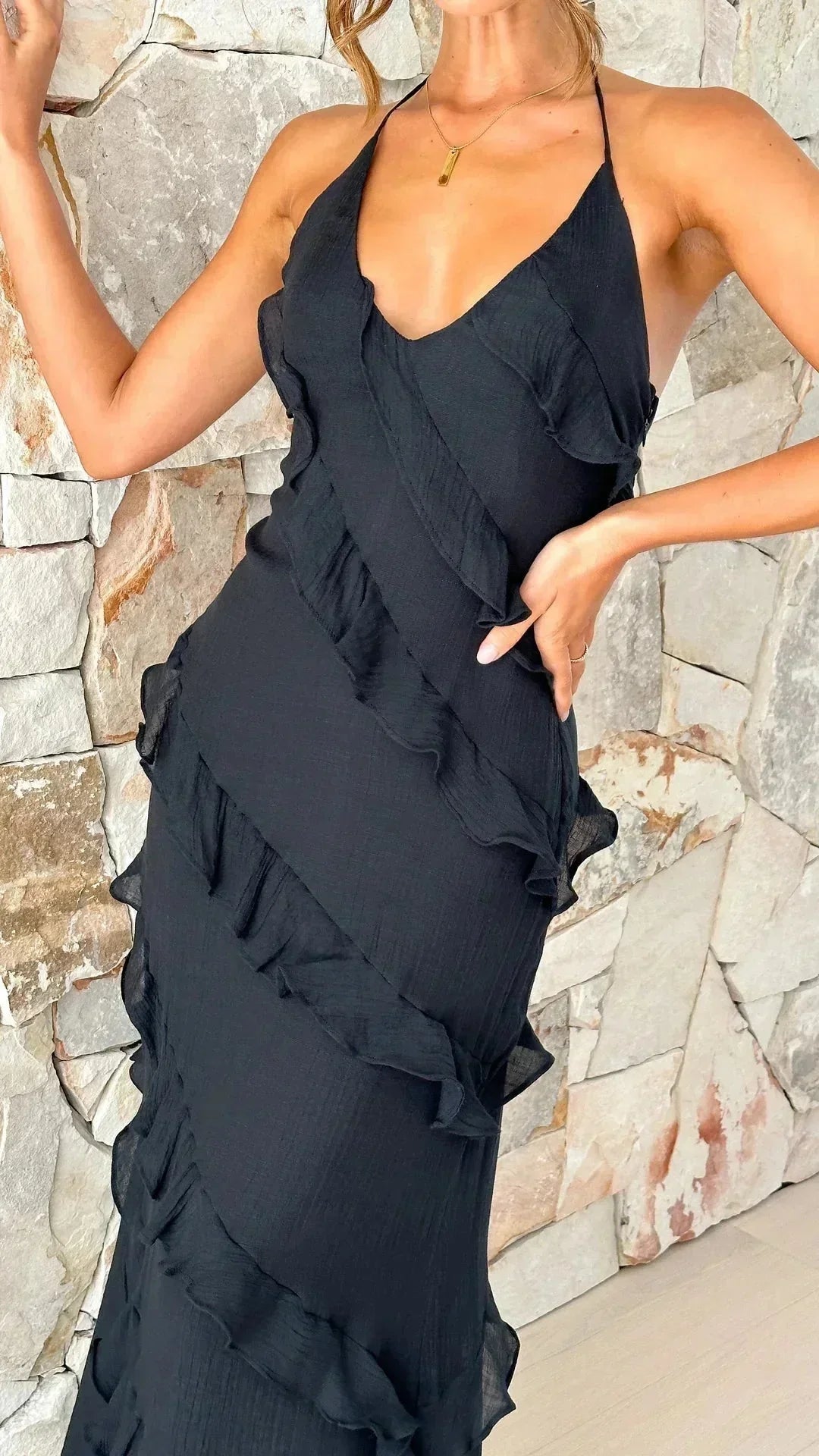 Robe longue femme fluide avec volants col en V | Coupe féminine + Style élégant + Facile à accessoiriser – ROBEMODE