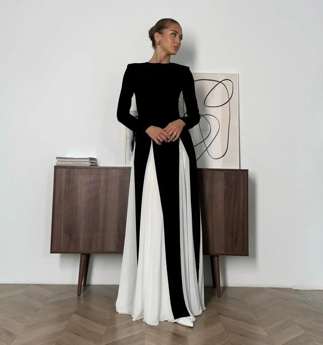 Robe longue femme noire plissee | Coupe féminine + Style élégant + Facile à accessoiriser – ROBEMODE