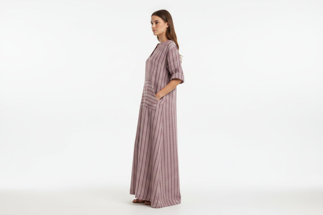 Robe longue femme rayée avec col en V et poches | Coupe féminine + Style élégant + Facile à accessoiriser – ROBEMODE