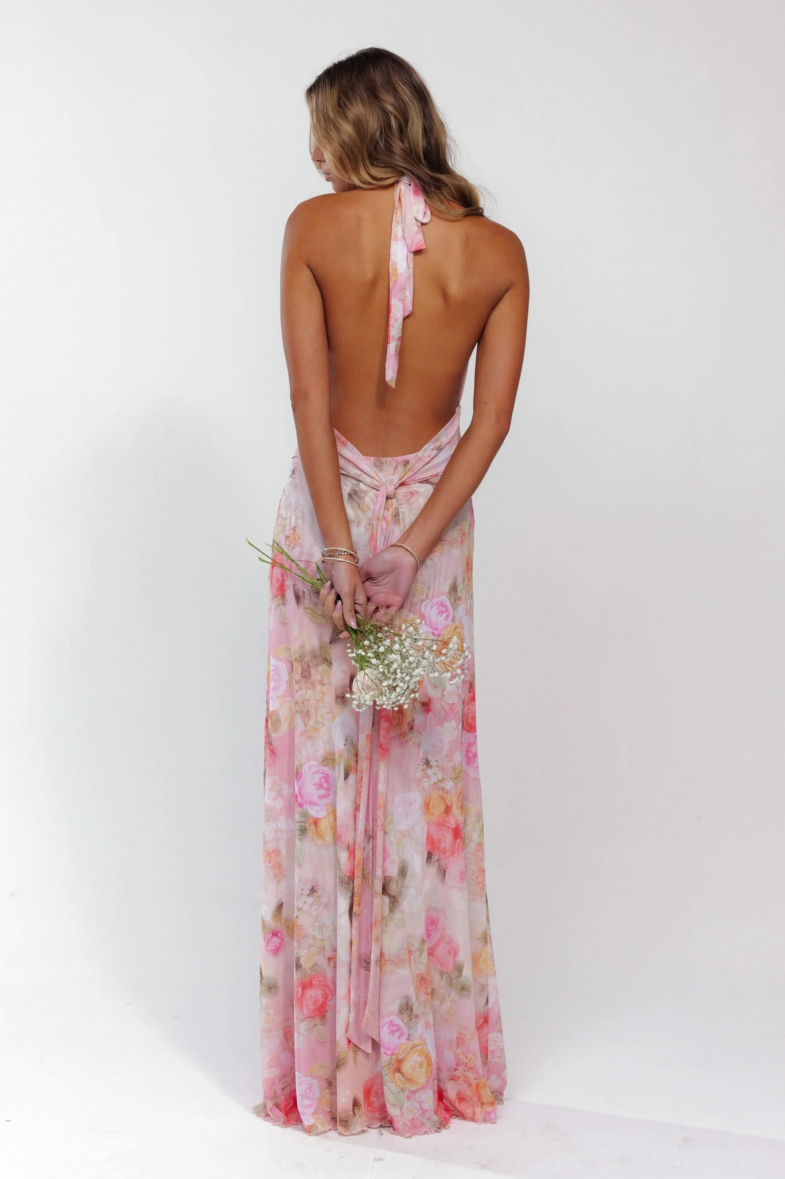 Robe longue rose fleurie dos nu femme | ROBEMODE