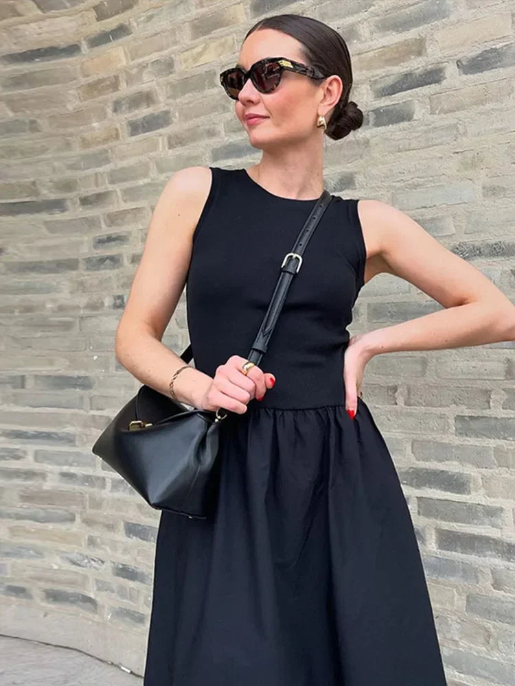 Robe longue femme sans manches avec jupe évasée | ROBEMODE