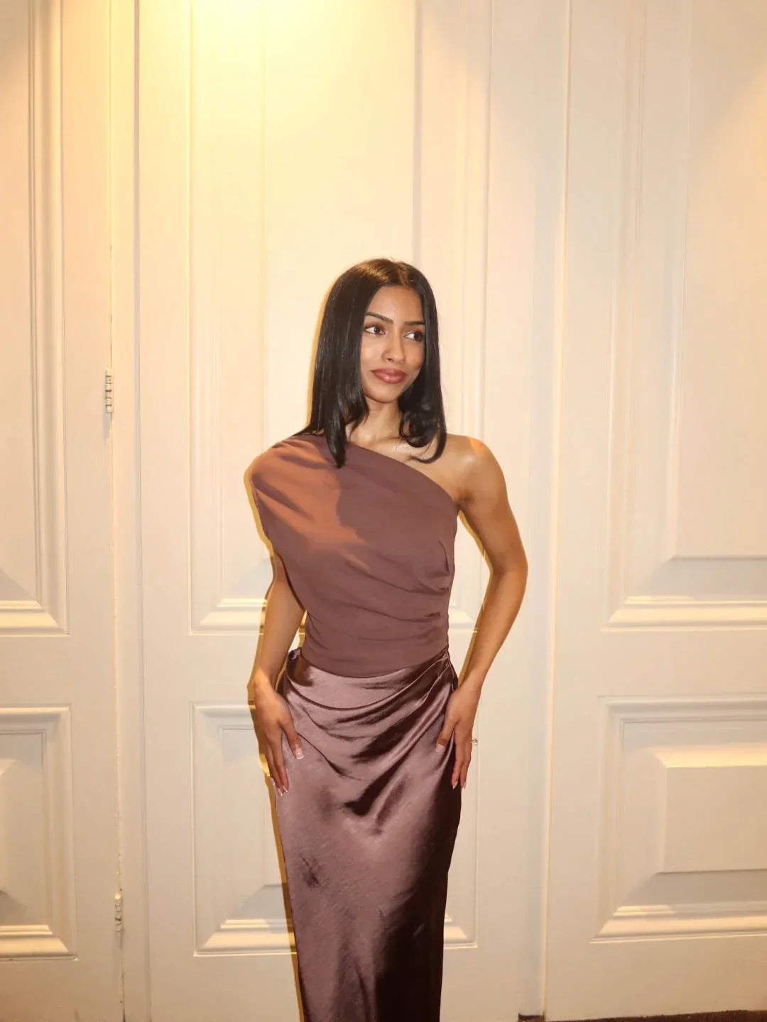 Robe Longue Satin Asymétrique Grande Taille 2 Coloris | ROBEMODE