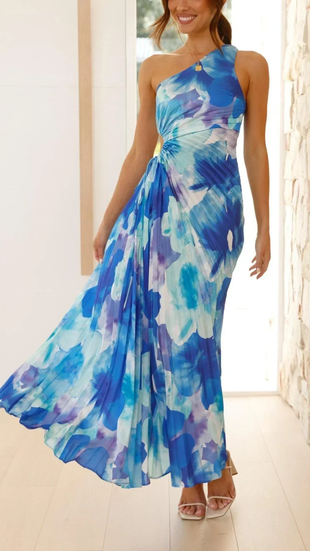 Robe longue florale bleue une épaule plissée été | ROBEMODE