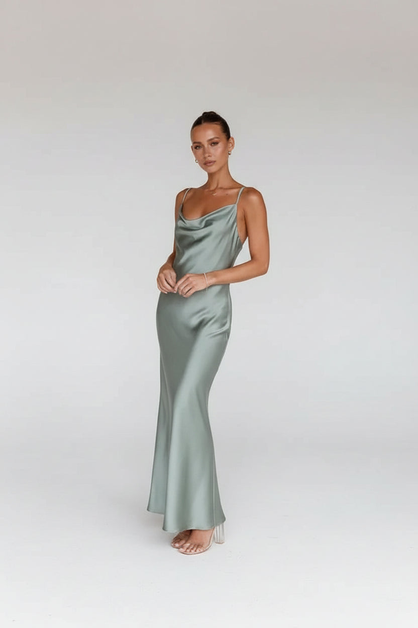 Robe Longue Satinée Col Bénitier Sans Manches Femme | Élégante Soirée 4 Coloris | ROBEMODE