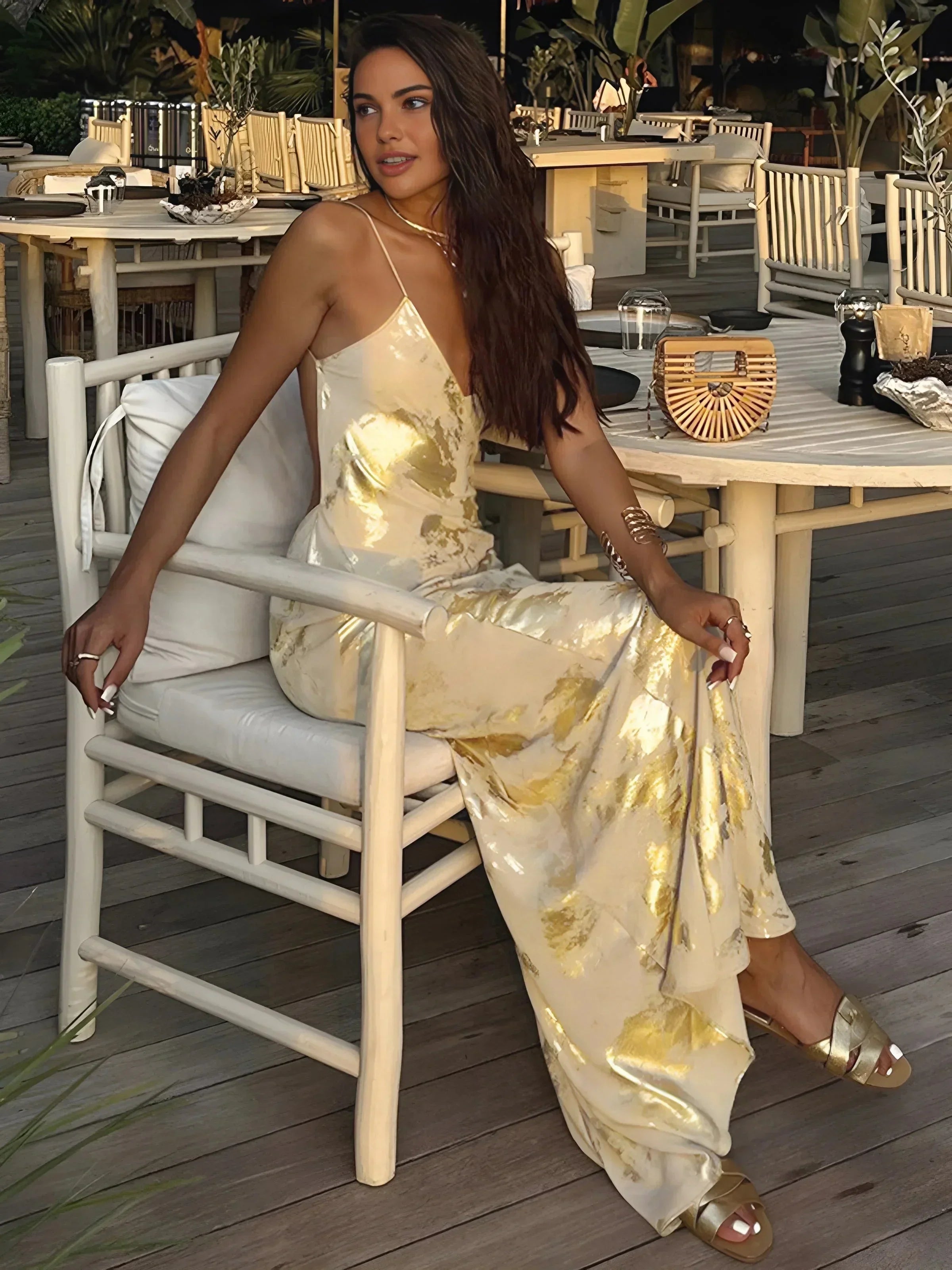 Robe longue soirée dorée imprimé floral bretelles fines | ROBEMODE