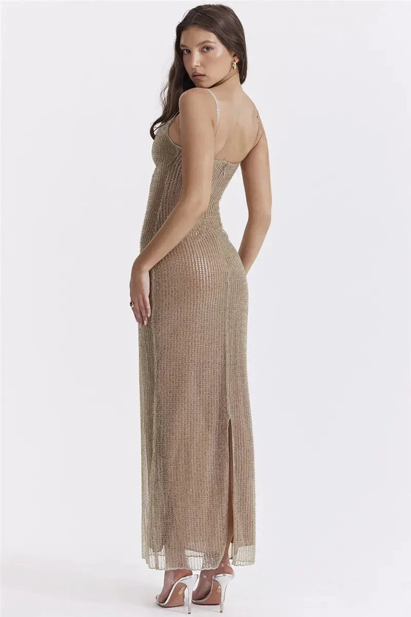 Robe longue femme scintillante beige à bretelles fines | Coupe féminine + Style élégant + Facile à accessoiriser – ROBEMODE