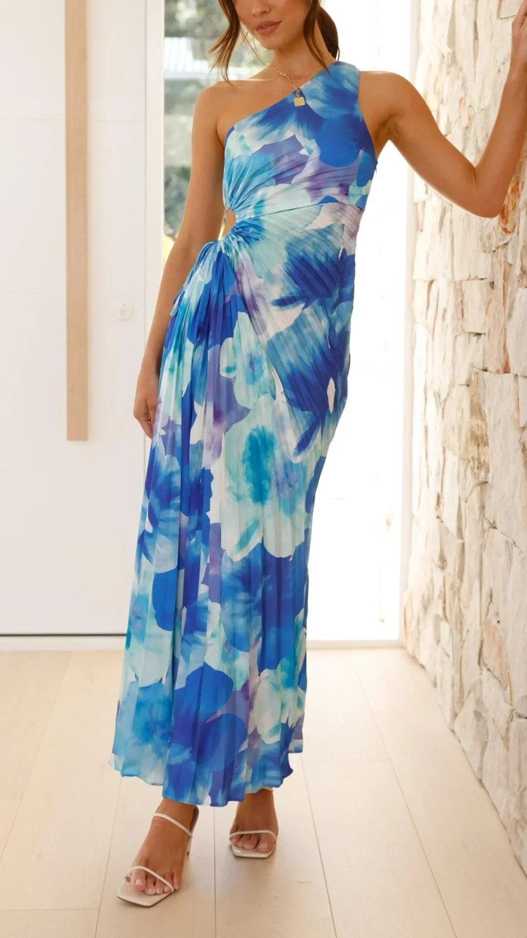 Robe longue femme florale bleue à une épaule été | Coupe féminine + Style élégant + Facile à accessoiriser – ROBEMODE
