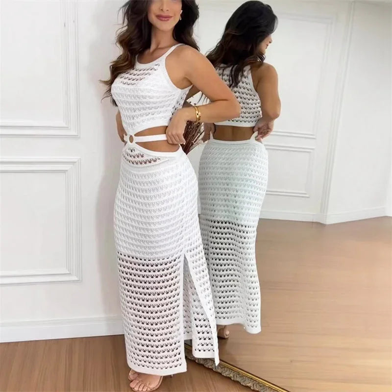 Robe longue été avec découpes et fente côté