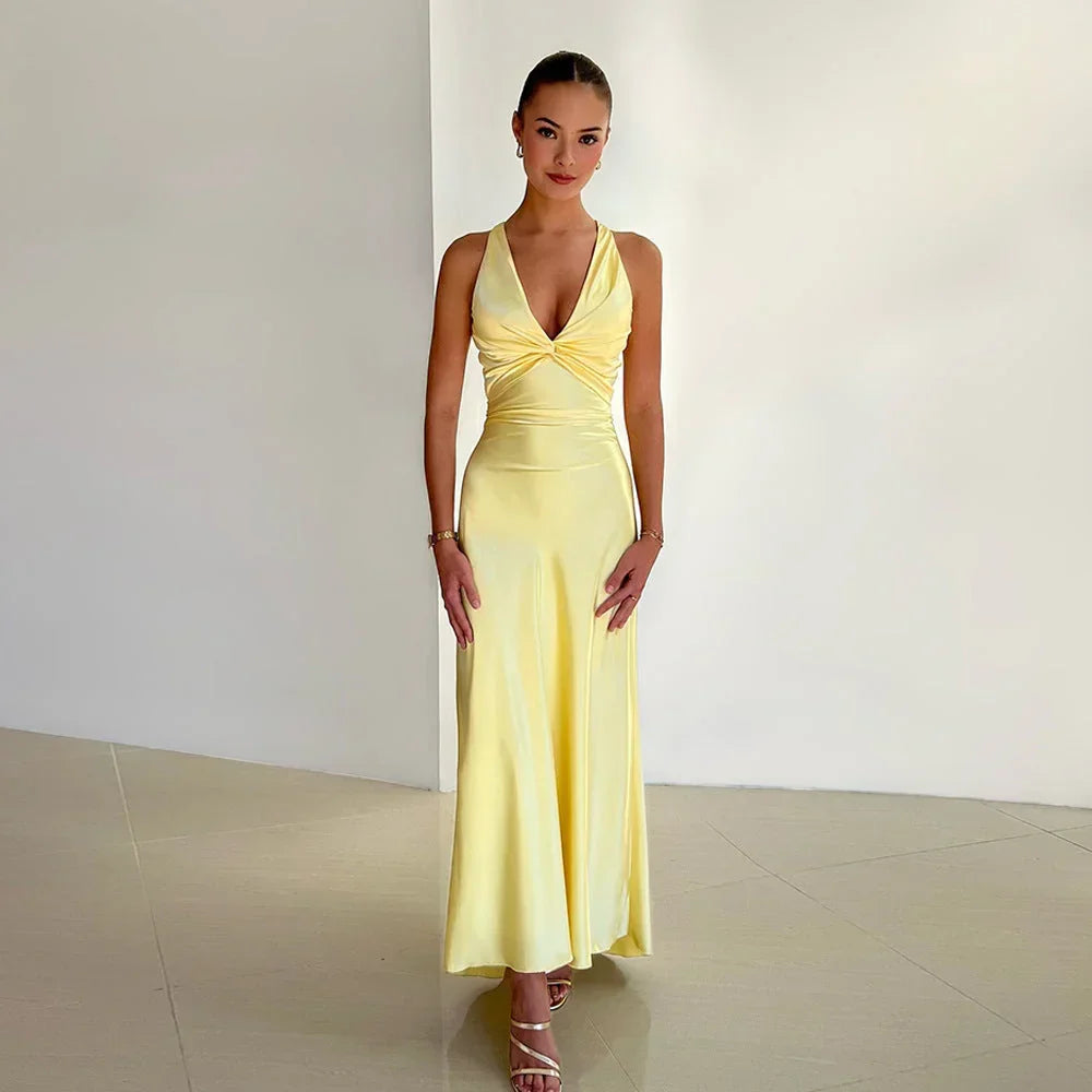 Robe maxi femme avec décolleté croisé et dos nu