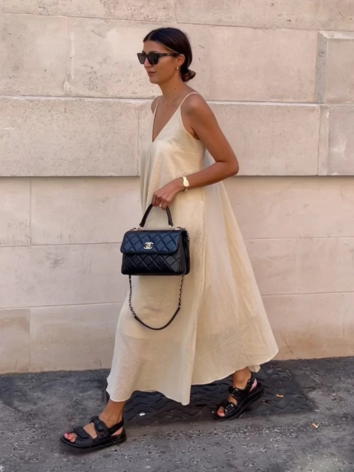 Robe longue fluide femme avec bretelles fines et volants | Coupe féminine + Style élégant + Facile à accessoiriser – ROBEMODE