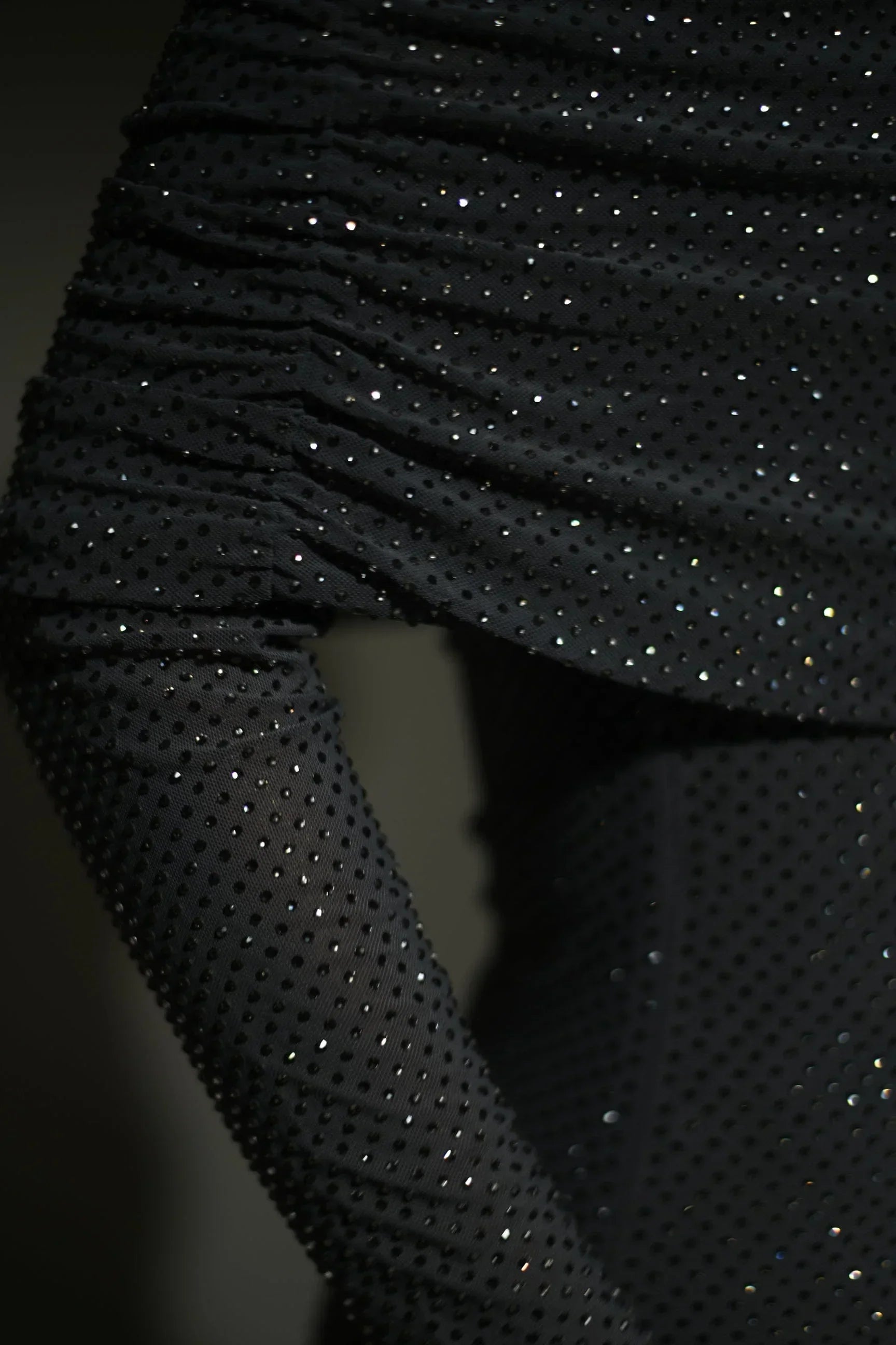 Robe Longue Scintillante Épaules Dénudées Manches Longues Soirée | ROBEMODE