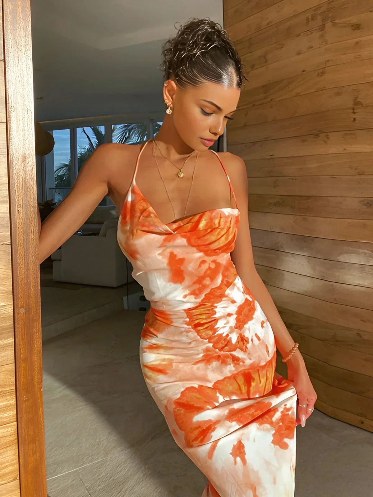 Robe Longue Orange Imprimée Sans Manches Col Drapé Été | ROBEMODE