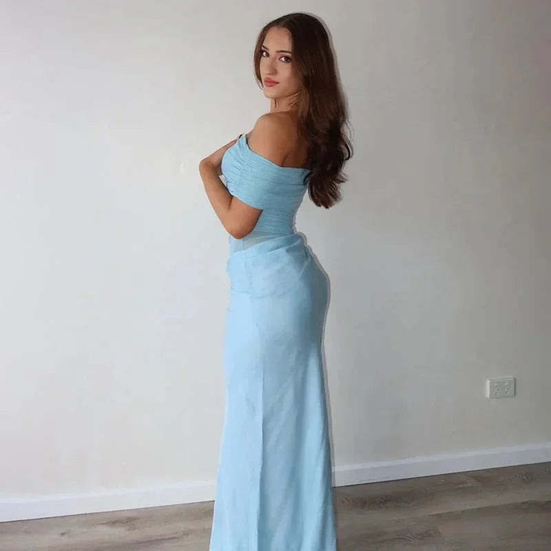 Robe longue femme fluide épaules dénudées découpes | Coupe féminine + Style élégant + Facile à accessoiriser – ROBEMODE