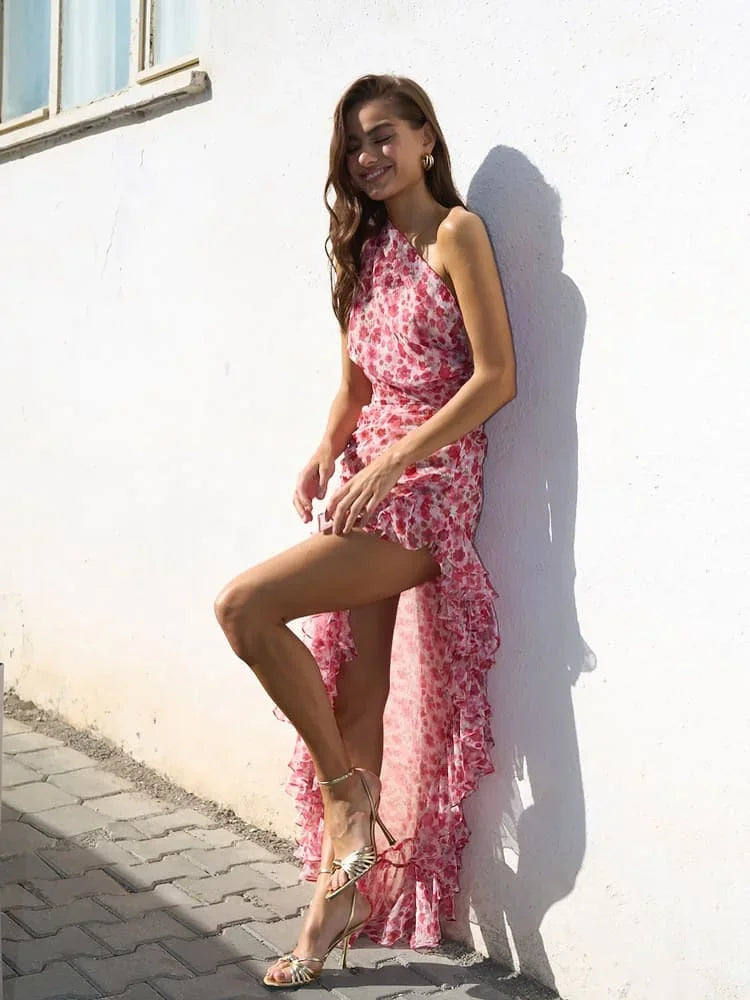 Robe longue rouge fleurie une épaule volants fendue | ROBEMODE