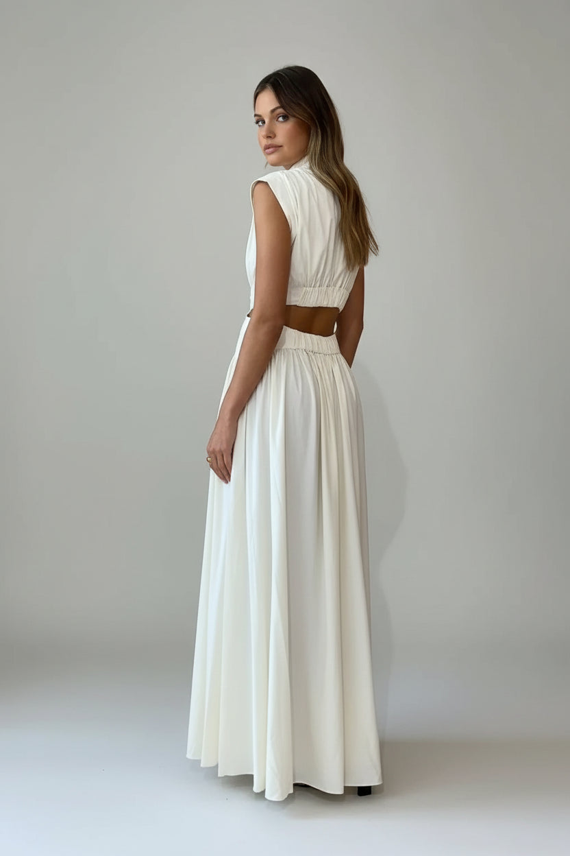 Robe Longue Femme Col Montant Découpes Élégantes Sans Manches | ROBEMODE