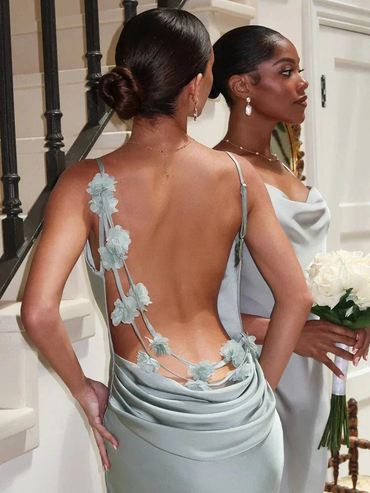 Robe longue dos nu fleurs grise avec bretelles fines | Coupe féminine + Style élégant + Facile à accessoiriser – ROBEMODE