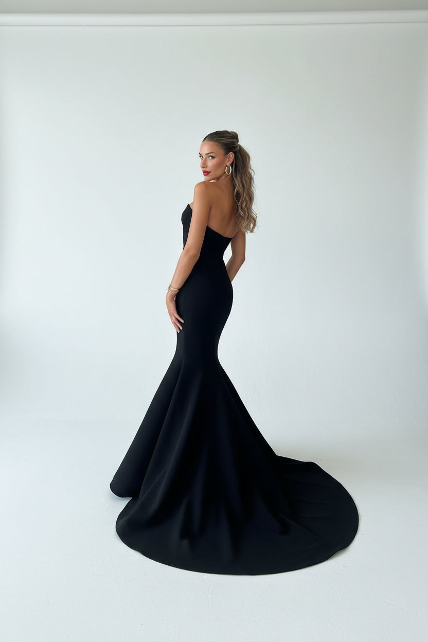 Robe longue mermaid femme noire sans bretelles | Coupe féminine + Style élégant + Facile à accessoiriser – ROBEMODE