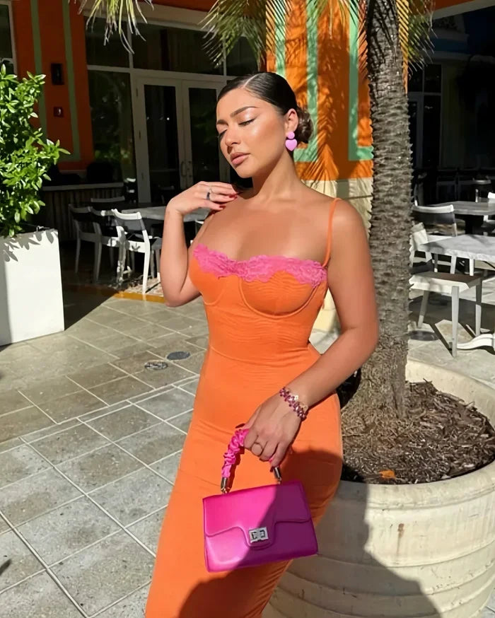 Robe midi ajustée femme avec dentelle et dos nu | ROBEMODE