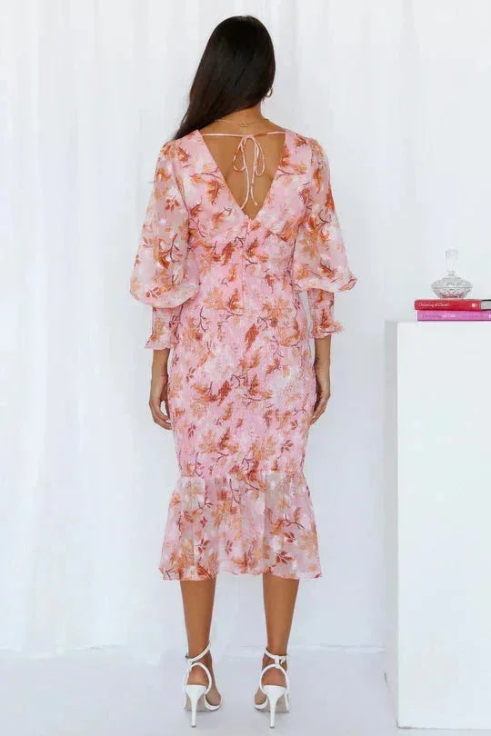 Robe midi fleurie manches longues col V évasée | ROBEMODE
