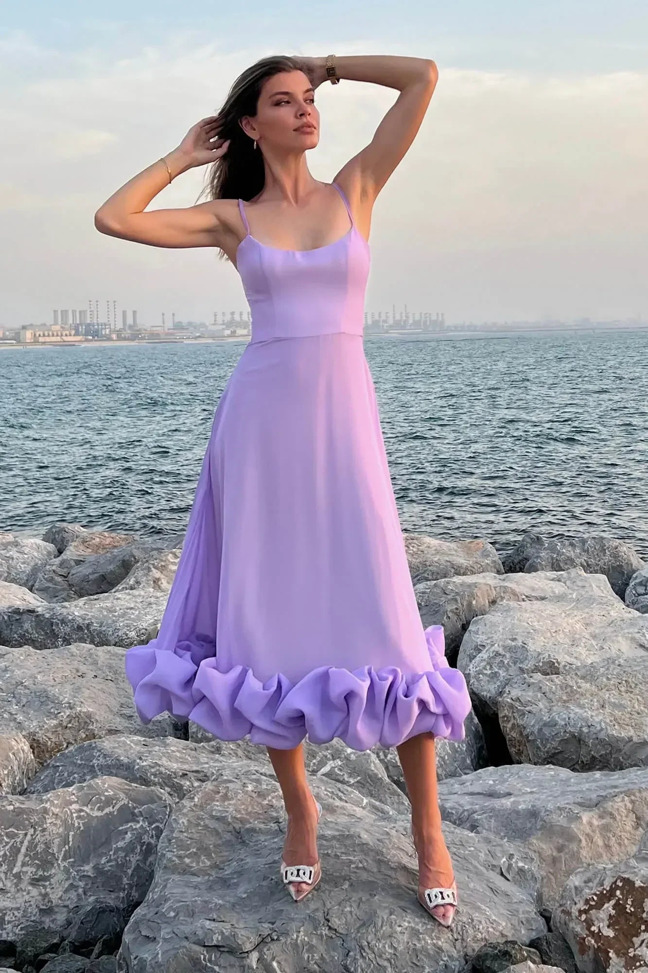 Robe midi femme volants sans manches | Coupe féminine + Style élégant + Facile à accessoiriser – ROBEMODE