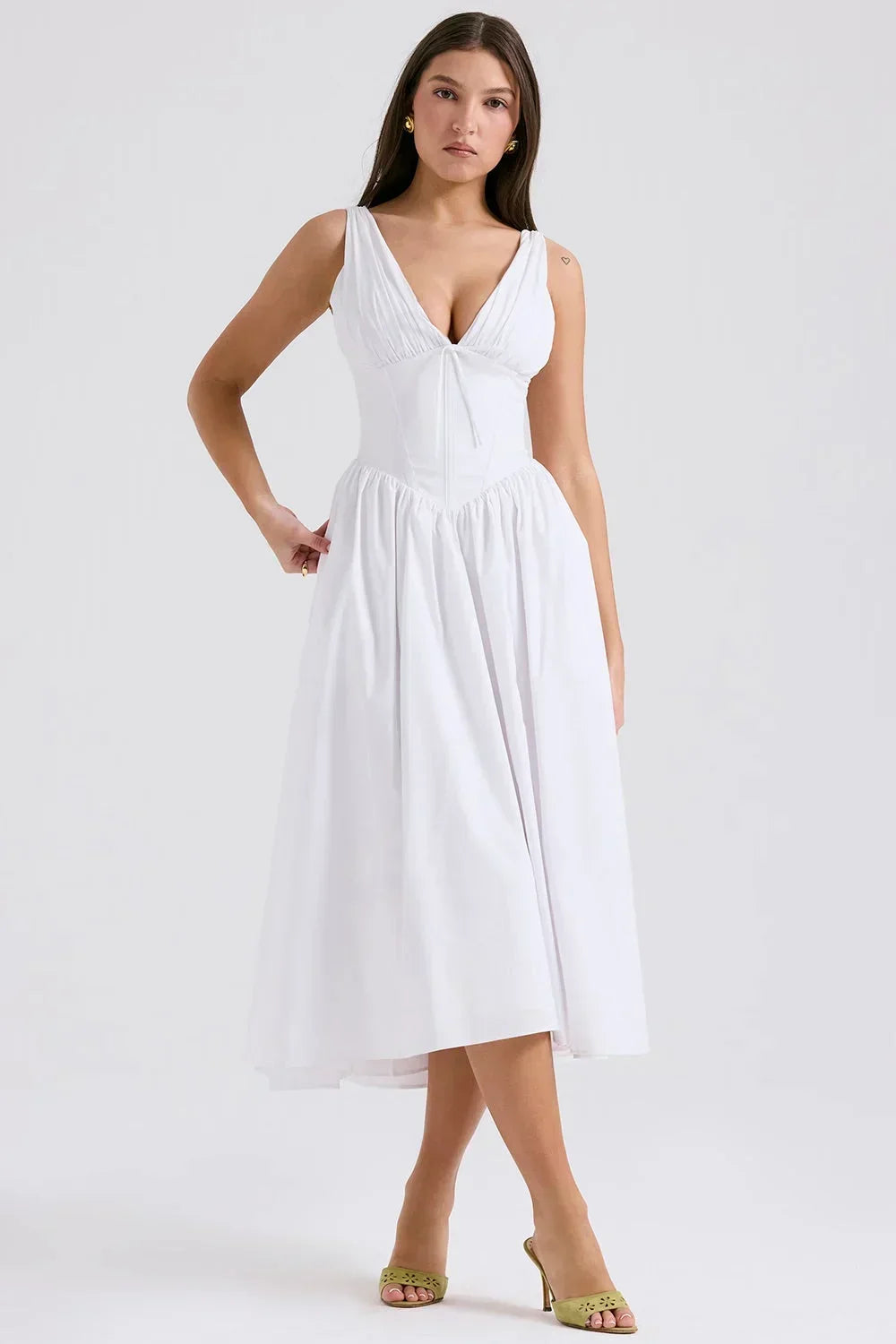 Robe midi femme évasée col V avec motifs floraux | ROBEMODE