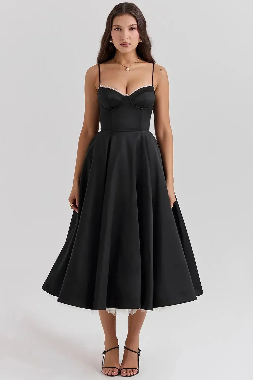 Robe Midi Noire Satinée Bretelles Fines Tulle Crème 1 Coloris | ROBEMODE