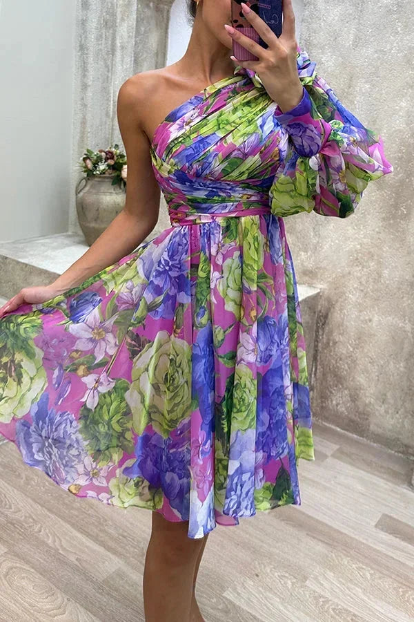 Robe courte asymétrique fleurie soirée printanière | ROBEMODE