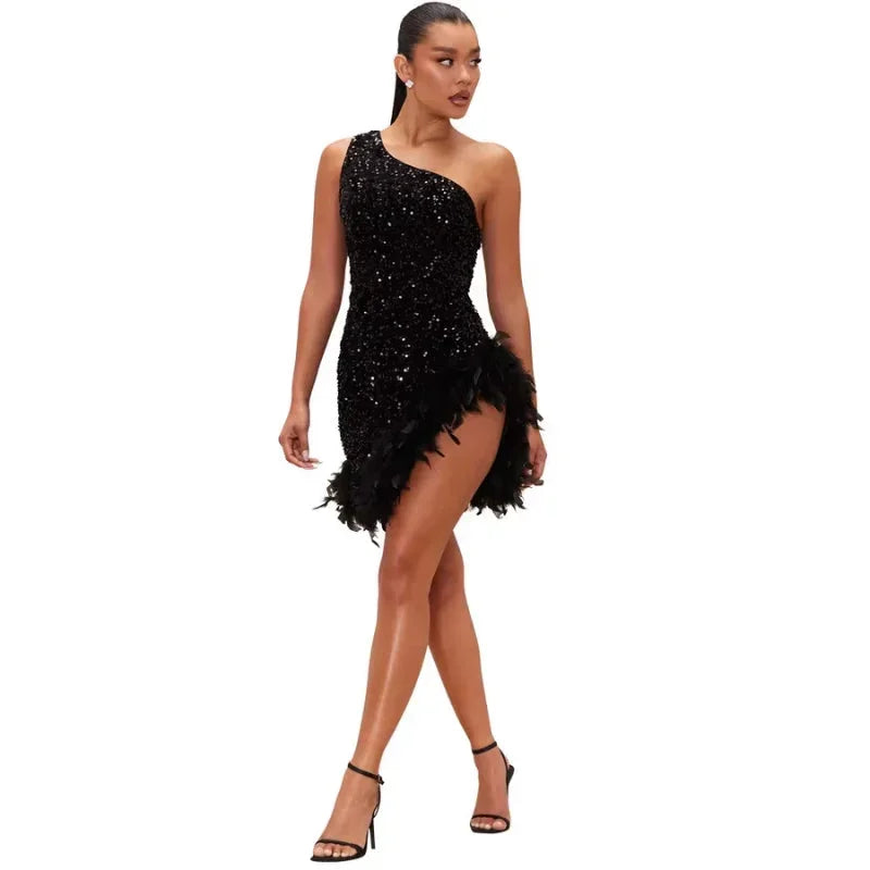 Robe Courte Asymétrique Femme Sequins et Plumes Clubbing