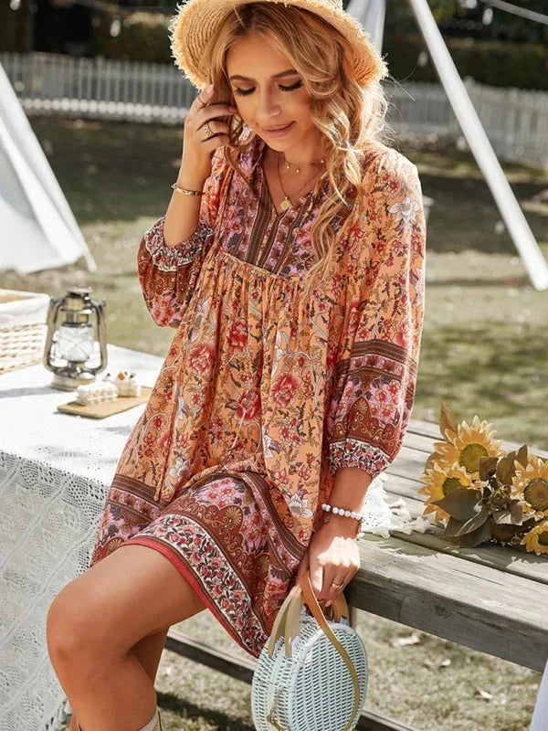 Robe courte bohème femme imprimé floral col V manches 3/4 | ROBEMODE