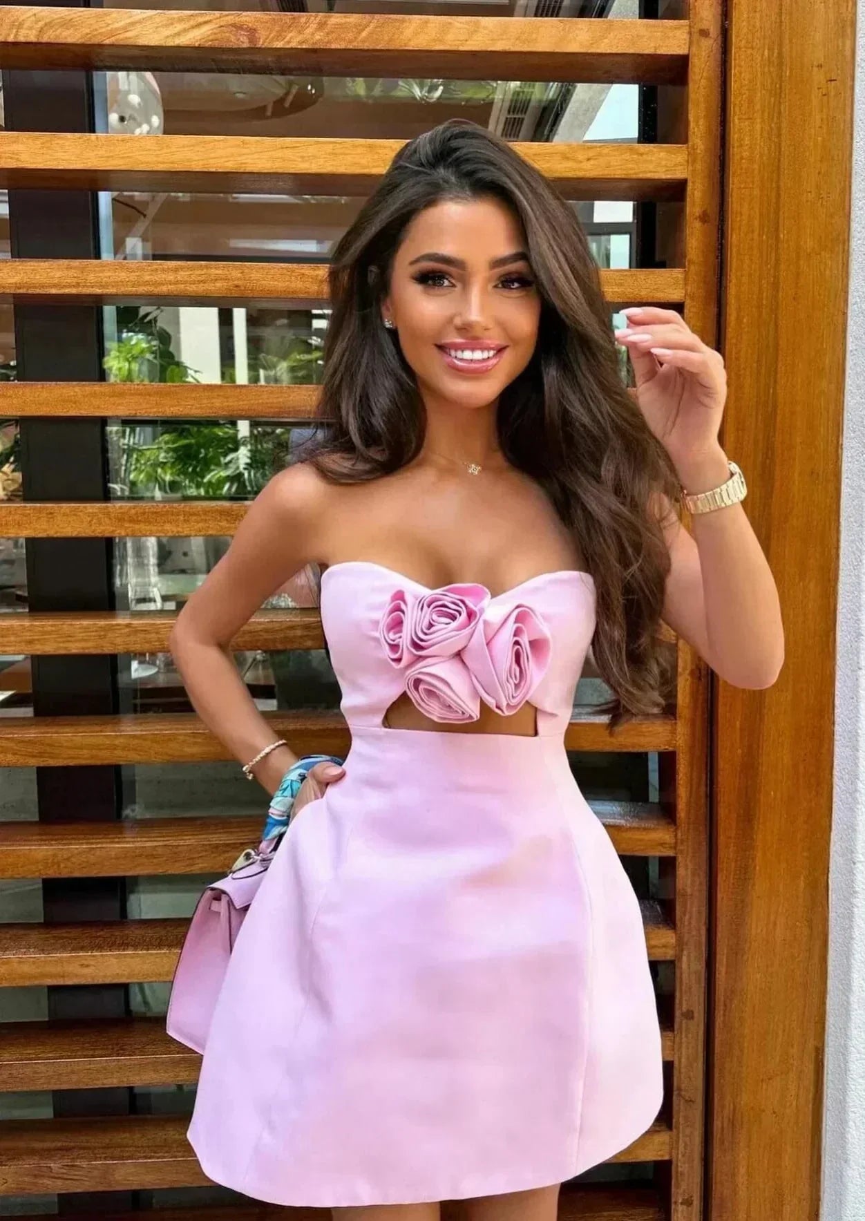 Robe Courte Femme Bustier Découpes Florales Soirée | ROBEMODE