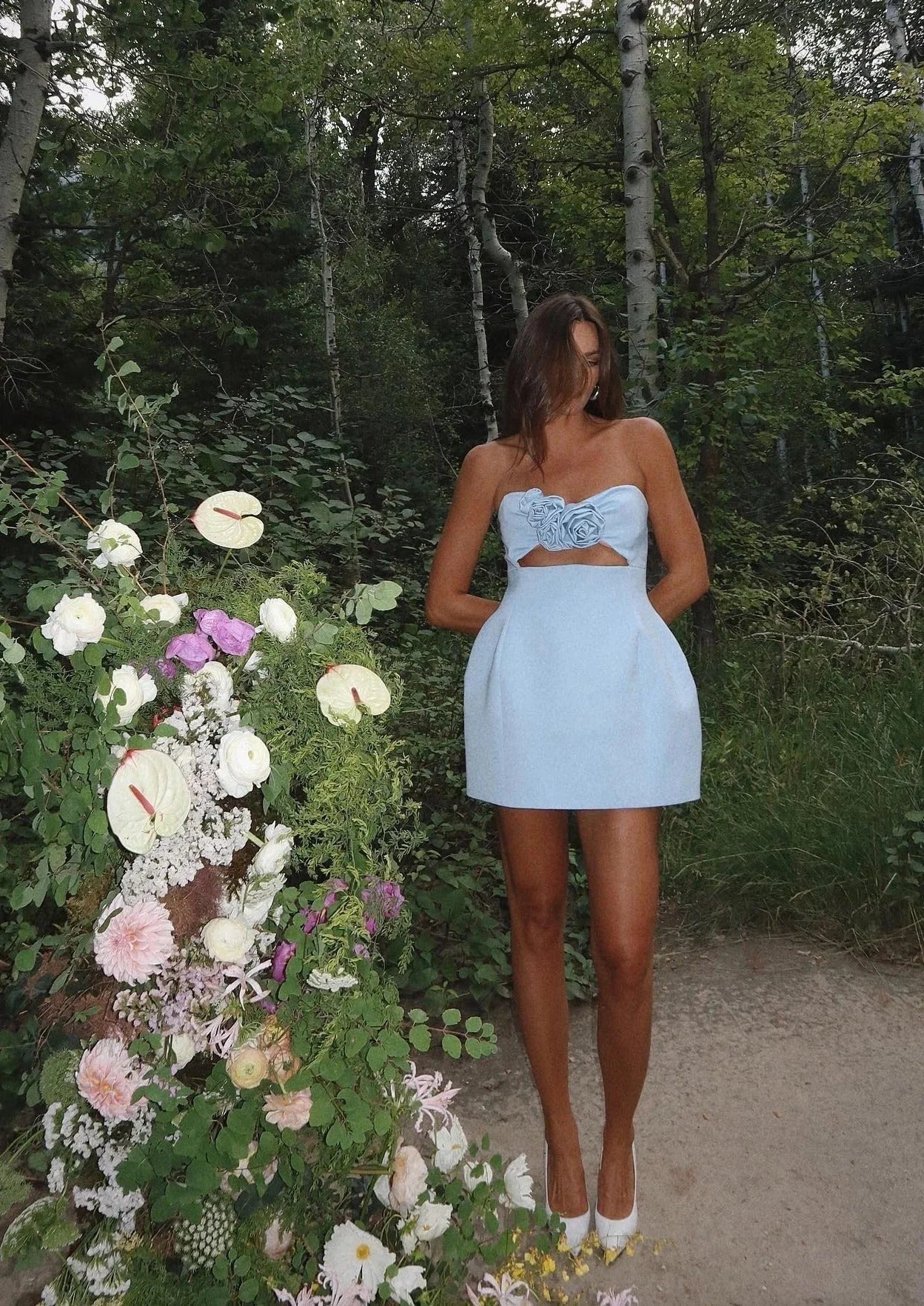 Robe Courte Femme Bustier Découpes Florales Soirée | ROBEMODE