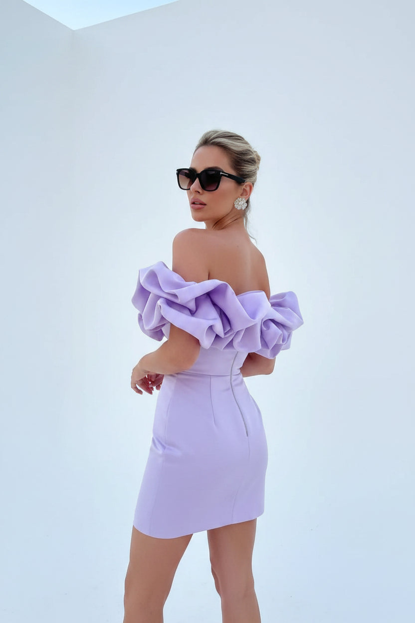 Robe courte femme épaules dénudées avec volants soirée | Coupe féminine + Style élégant + Facile à accessoiriser – ROBEMODE