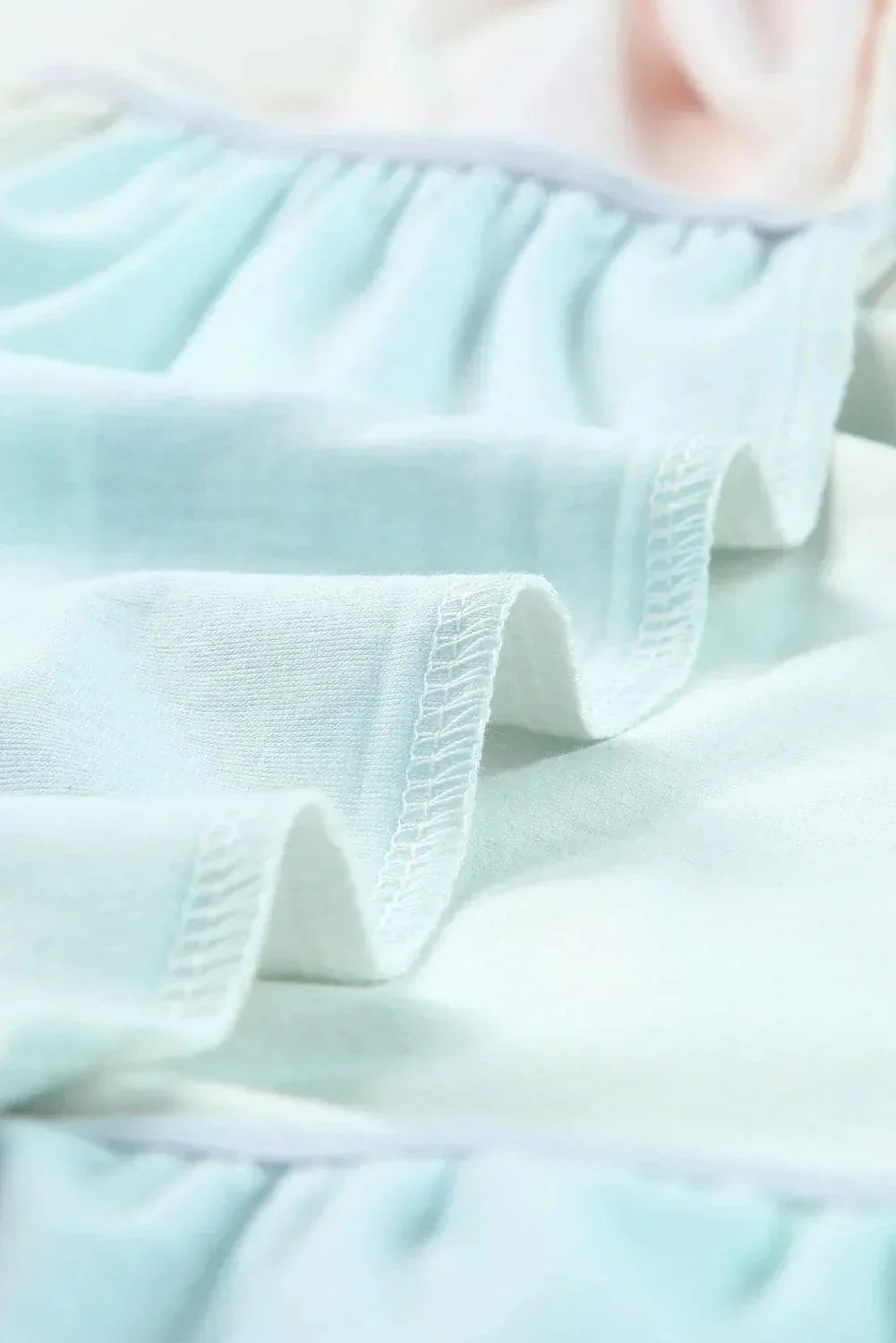 Robe courte fluide à volants et manches courtes été | ROBEMODE