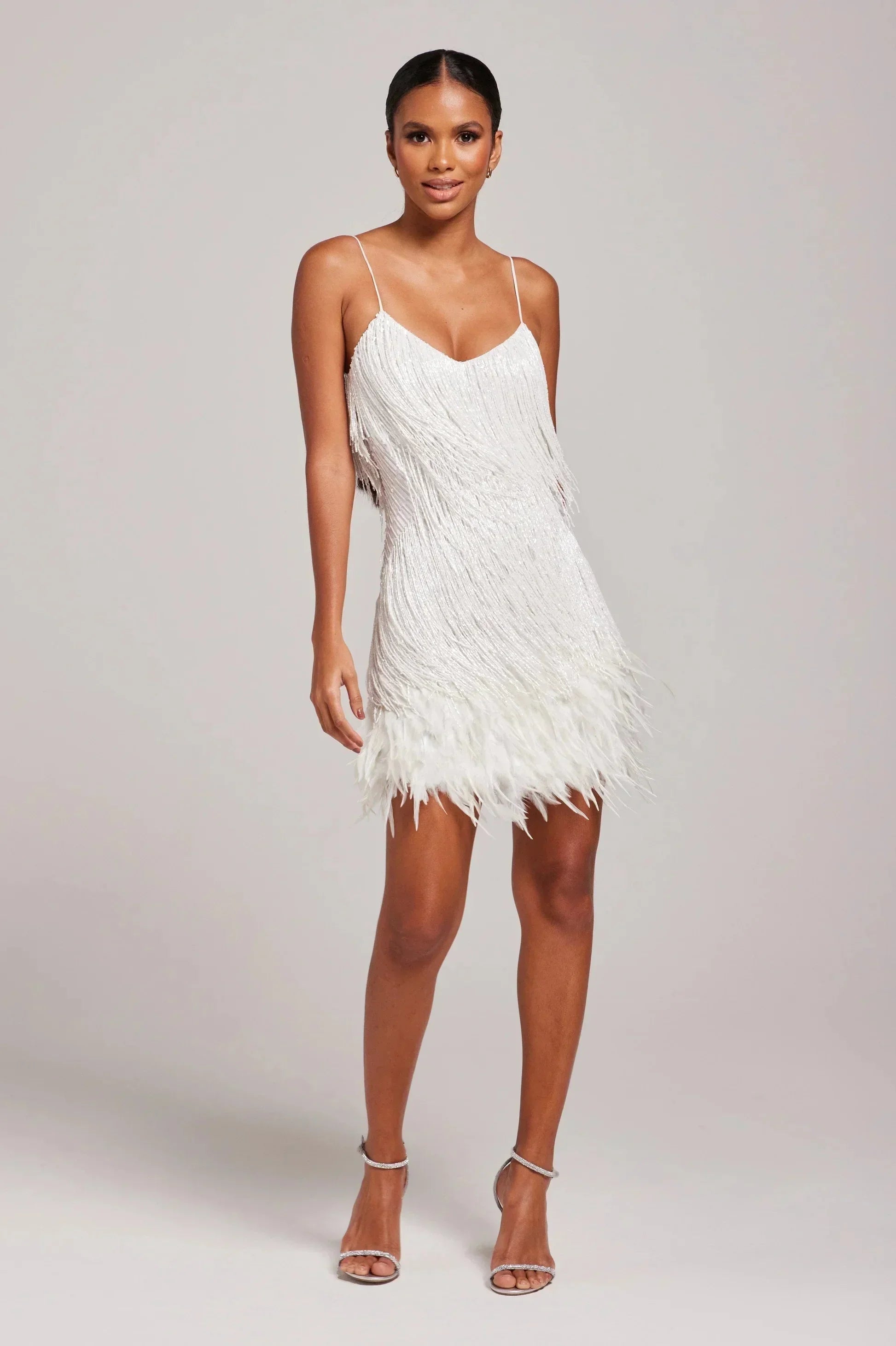 Robe courte soirée femme franges et bretelles ajustables | Coupe féminine + Style élégant + Facile à accessoiriser – ROBEMODE