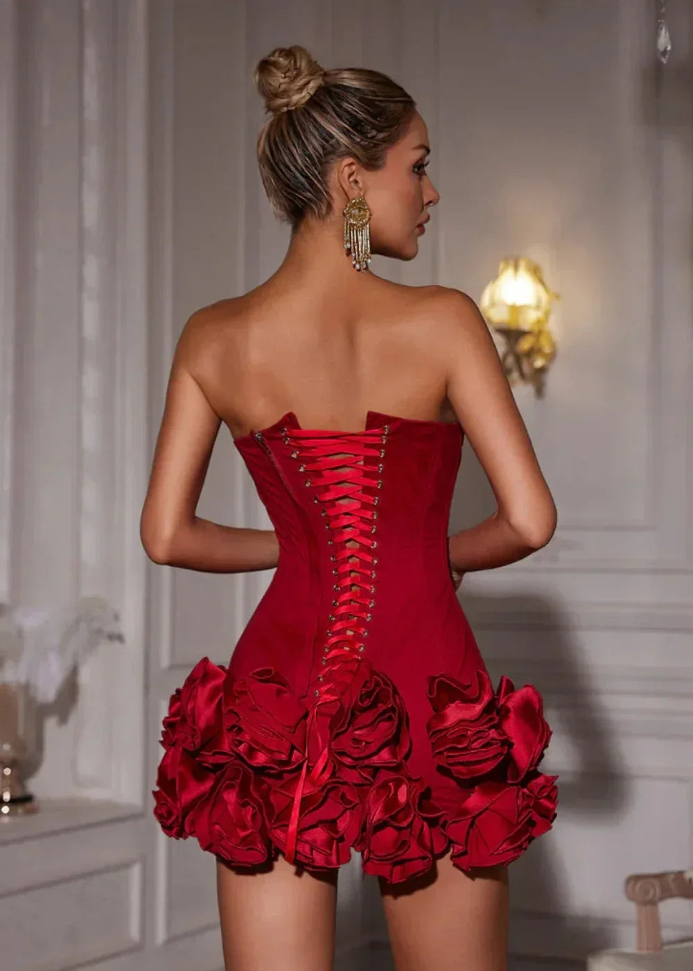 Robe Courte Bustier Rouge Détails Floraux Rosette Soirée | ROBEMODE