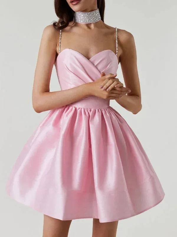 Robe Courte Satinée Bretelles Strass Col Cœur Soirée 3 Coloris | ROBEMODE