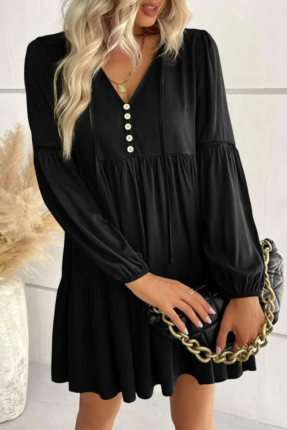Robe Courte Volantée Boutons Manches Longues 3 Coloris | ROBEMODE