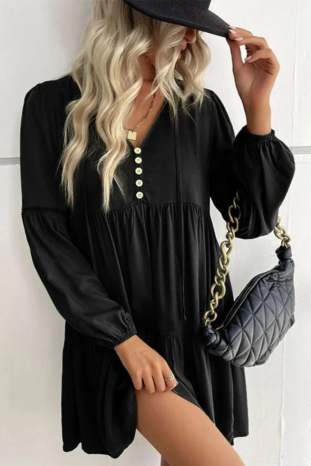 Robe Courte Volantée Boutons Manches Longues 3 Coloris | ROBEMODE