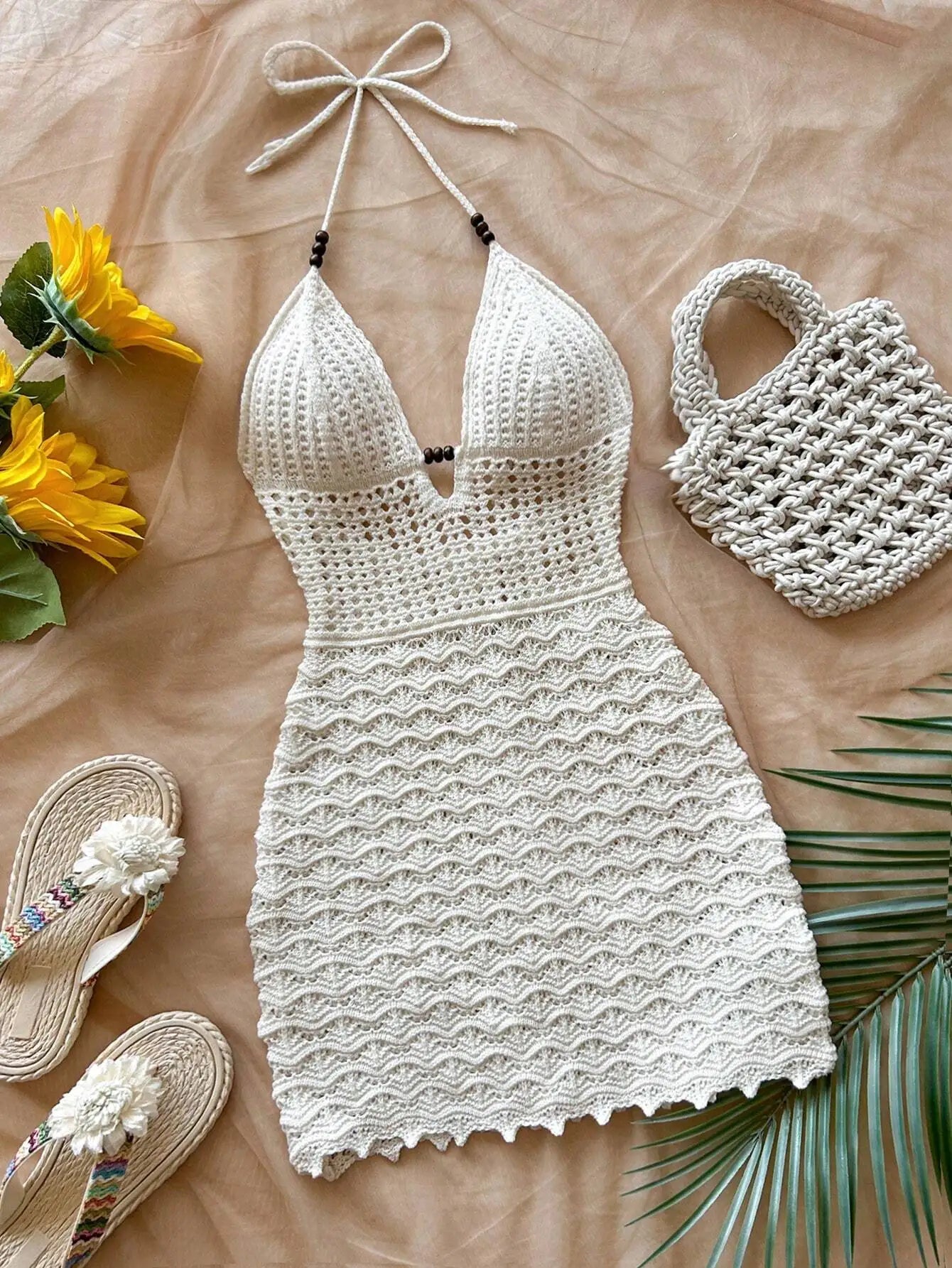 Robe de Plage Dos Nu Femme Courte | Détails Ajourés Fluide Légère Estivale | ROBEMODE