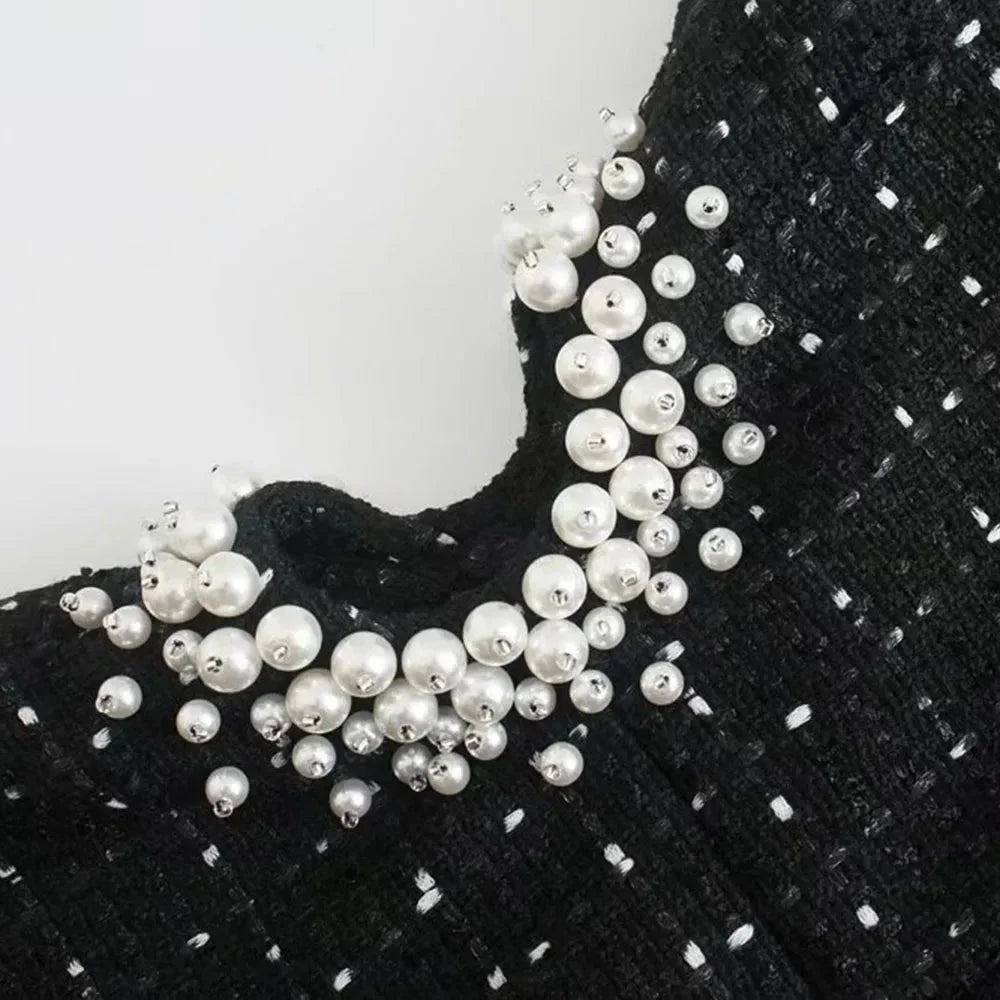 Mini Robe Noire Femme Perlée Découpes Soirée Élégante