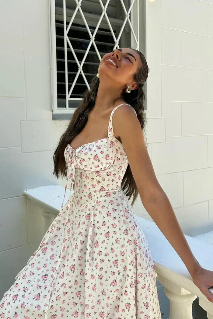 Robe midi blanche à fleurs avec bretelles corset | ROBEMODE